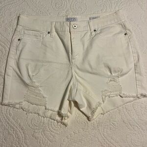 Sofia by Sofia Vergara Cream Distressed Jean Shorts